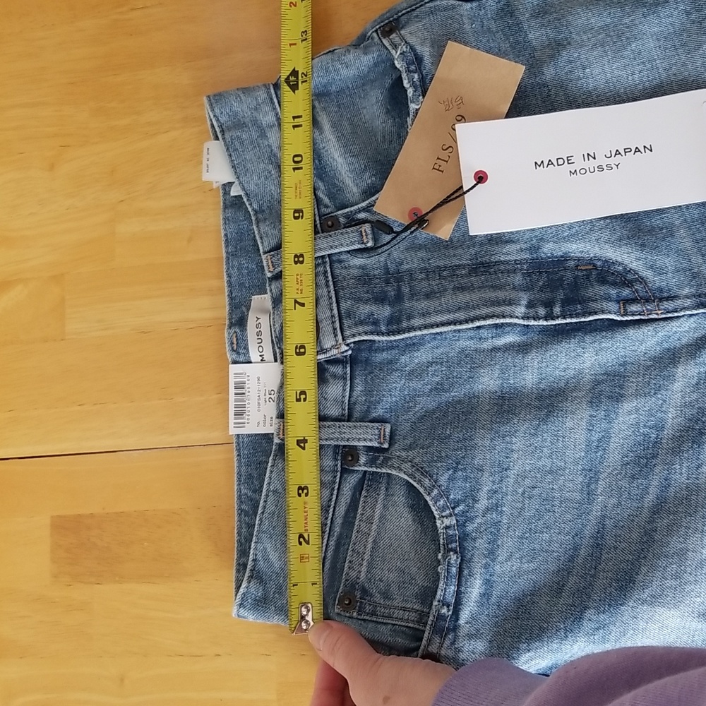MOUSSY Flare Jeans - Picture 6 of 12